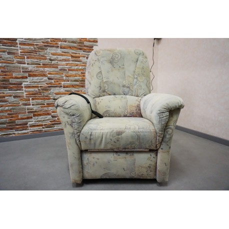 FOTEL GERIATRYCZNY + FUNKCJA POMOCY WSTAWANIA PILOT