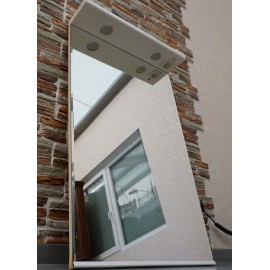 LUSTRO LAZIENKOWE PODŚWIETLANE 2