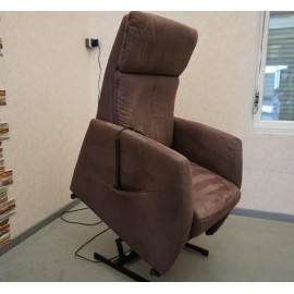 FOTEL GERIATRYCZNY + FUNKCJA POMOCY WSTAWANIA PILOT 2