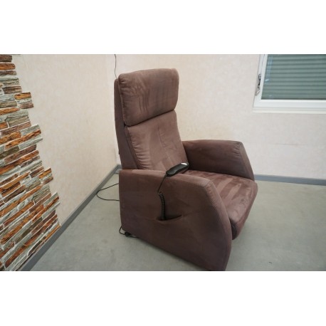 FOTEL GERIATRYCZNY + FUNKCJA POMOCY WSTAWANIA PILOT