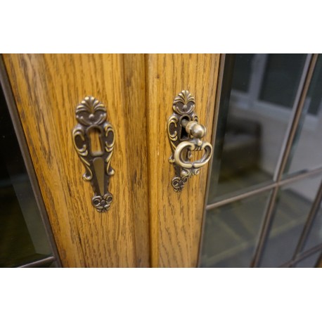 WITRYNA Z KOMODĄ DĘBOWA PODŚWIETLANA szer. 170 cm