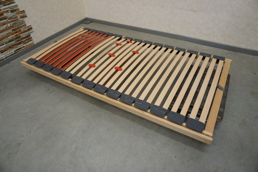 STELAŻ ŁÓŻKA, PRYCZA PODKŁAD MATERAC  100X200