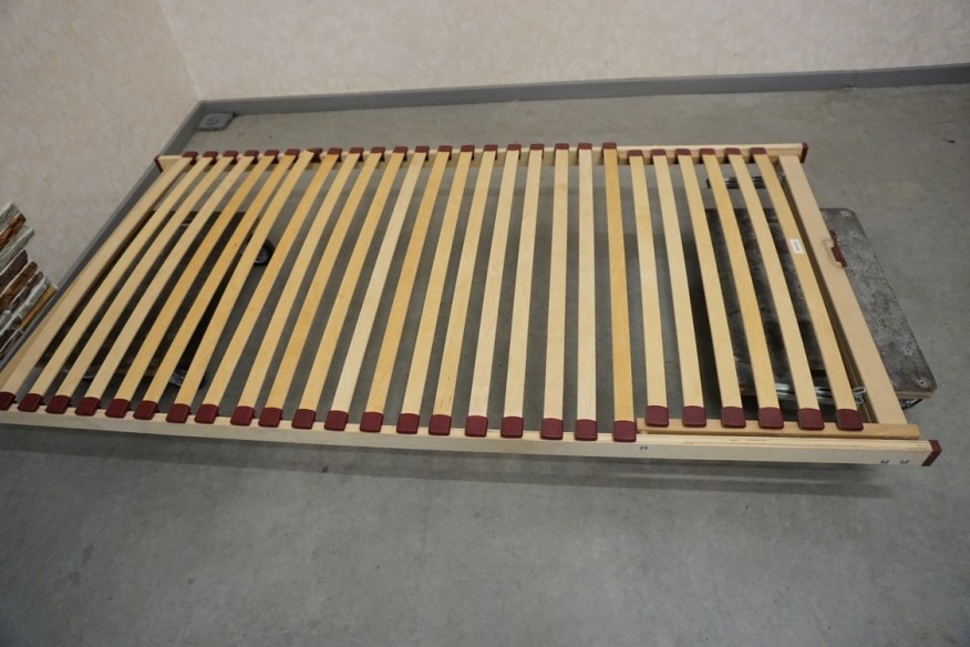 STELAŻ ŁÓŻKA, PRYCZA PODKŁAD MATERAC  100X200