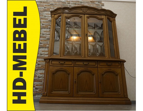 WITRYNA Z KOMODĄ PODŚWIETLANA SZER. 158 CM