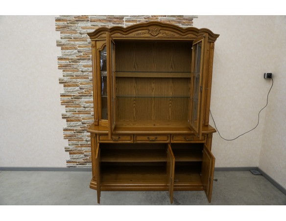 WITRYNA Z KOMODĄ PODŚWIETLANA SZER. 158 CM