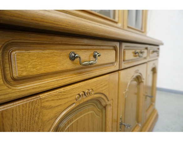 WITRYNA Z KOMODĄ PODŚWIETLANA SZER. 158 CM