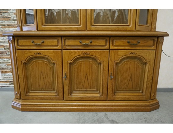 WITRYNA Z KOMODĄ PODŚWIETLANA SZER. 158 CM