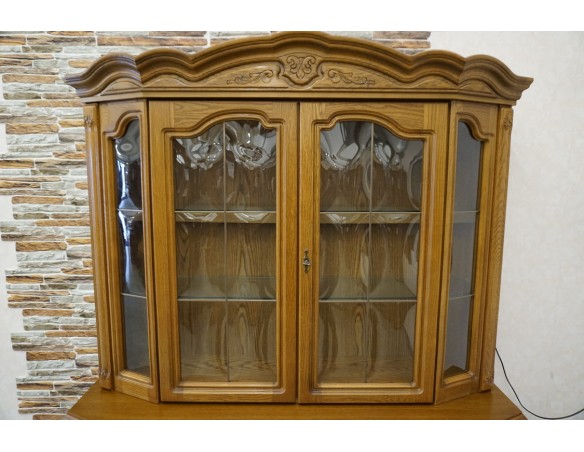 WITRYNA Z KOMODĄ PODŚWIETLANA SZER. 158 CM