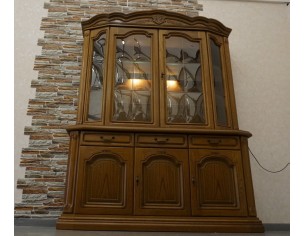 WITRYNA Z KOMODĄ PODŚWIETLANA SZER. 158 CM 2