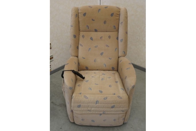 FOTEL GERIATRYCZNY ELEKTRYCZNY Z FUNKCJA POMOCY...