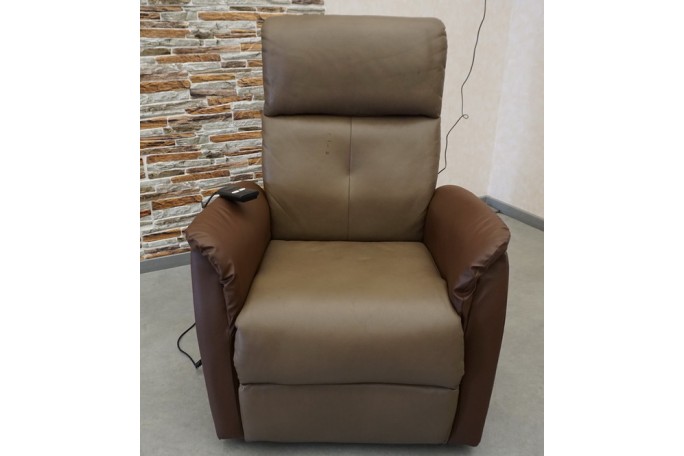 FOTEL GERIATRYCZNY ELEKTRYCZNY Z FUNKCJA POMOCY...