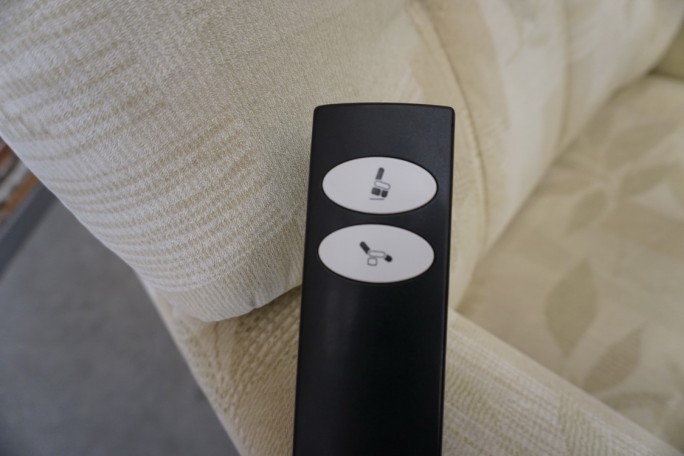 FOTEL GERIATRYCZNY JASNY + FUNKCJA POMOCY...