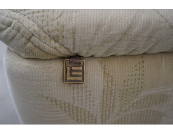 FOTEL GERIATRYCZNY JASNY + FUNKCJA POMOCY WSTAWANIA PILOT 3w1