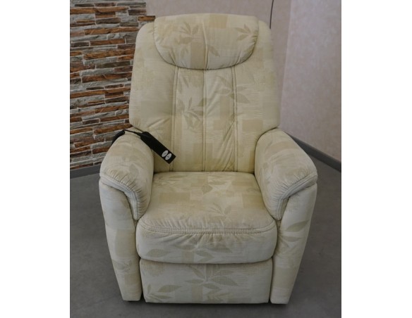 FOTEL GERIATRYCZNY JASNY + FUNKCJA POMOCY WSTAWANIA PILOT 3w1