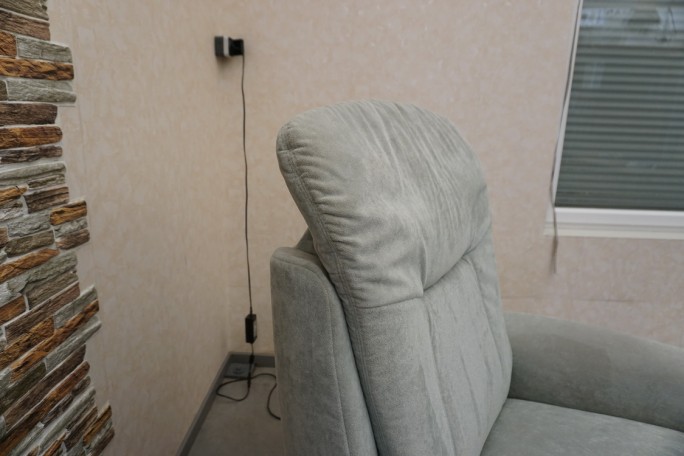 FOTEL ELEKTRYCZNY FUNKCJA POMOCY WSTAWANIA DUŻY...