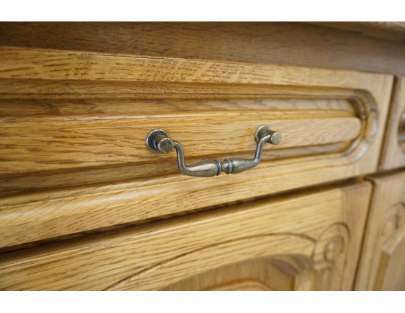 WITRYNA Z KOMODĄ PODŚWIETLANA SZER. 120 CM