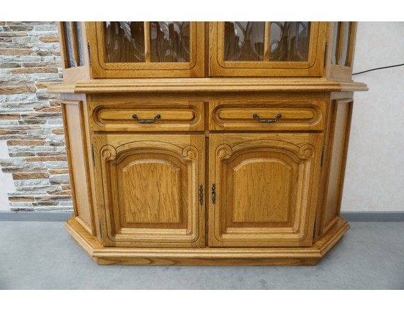 WITRYNA Z KOMODĄ DĘBOWA PODŚWIETLANA SZER. 155 CM