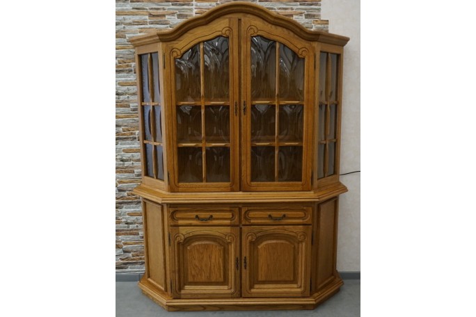 WITRYNA Z KOMODĄ DĘBOWA PODŚWIETLANA SZER. 155 CM