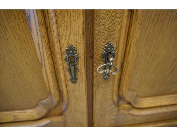 WITRYNA Z KOMODĄ PODŚWIETLANA SZER. 170 CM