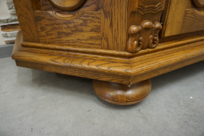 WITRYNA Z KOMODĄ PODŚWIETLANA SZER. 170 CM