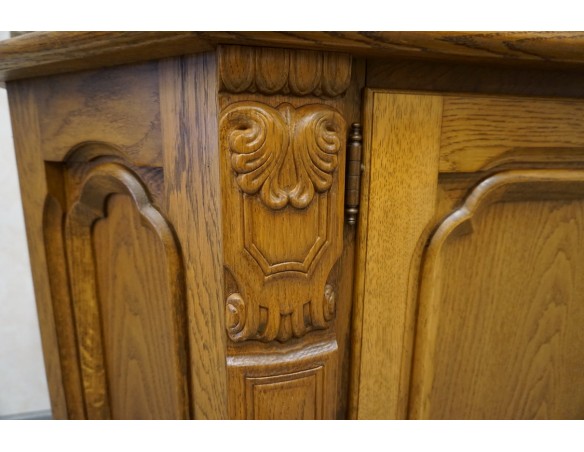 WITRYNA Z KOMODĄ PODŚWIETLANA SZER. 170 CM