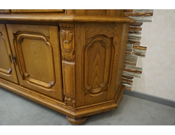 WITRYNA Z KOMODĄ PODŚWIETLANA SZER. 170 CM