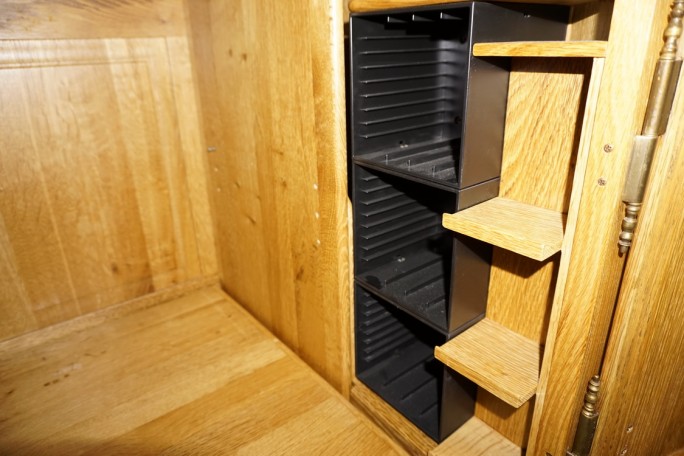 KOMODA WYSOKA LITY DĄB SZER. 125 CM