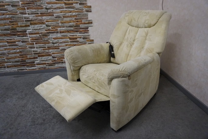 FOTEL ELEKTRYCZNY NA PILOTA MATERIAŁ JASNY...