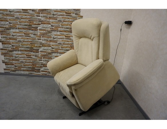 FOTEL ELEKTRYCZNY NA PILOTA MATERIAŁ JASNY FUNKCJA POMOCY WSTAWANIA 3w1