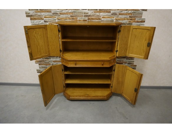 KOMODA WYSOKA 4 DRZWICZKI SZER. 90 CM