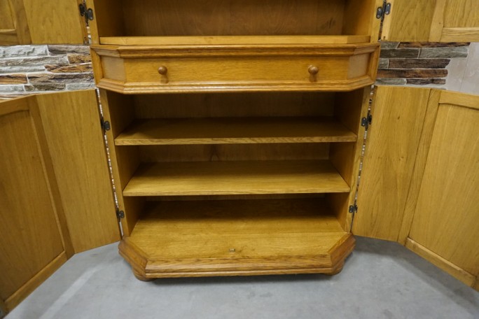 KOMODA WYSOKA 4 DRZWICZKI SZER. 90 CM