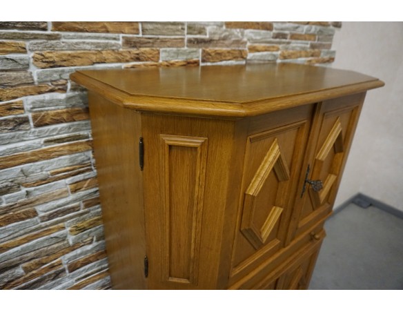 KOMODA WYSOKA 4 DRZWICZKI SZER. 90 CM