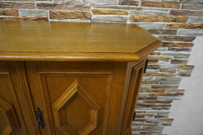 KOMODA WYSOKA 4 DRZWICZKI SZER. 90 CM