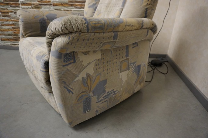 FOTEL ELEKTRYCZNY MATERIAŁOWY FUNKCJA POMOCY...