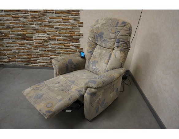 FOTEL ELEKTRYCZNY MATERIAŁOWY FUNKCJA POMOCY WSTAWANIA HIMOLLA 3w1