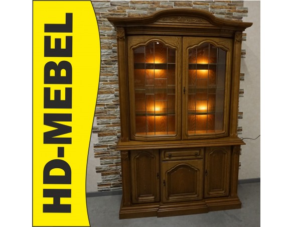 WITRYNA Z KOMODĄ DĘBOWA PODŚWIETLANA SZER. 137 CM