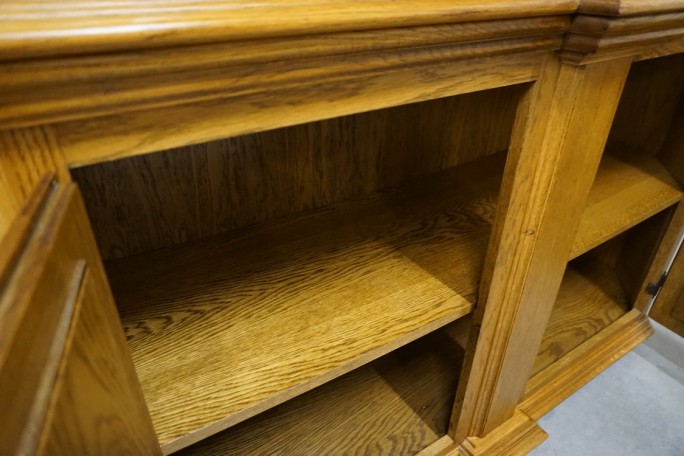 WITRYNA Z KOMODĄ PODŚWIETLANA 4 DRZWIOWA SZER....