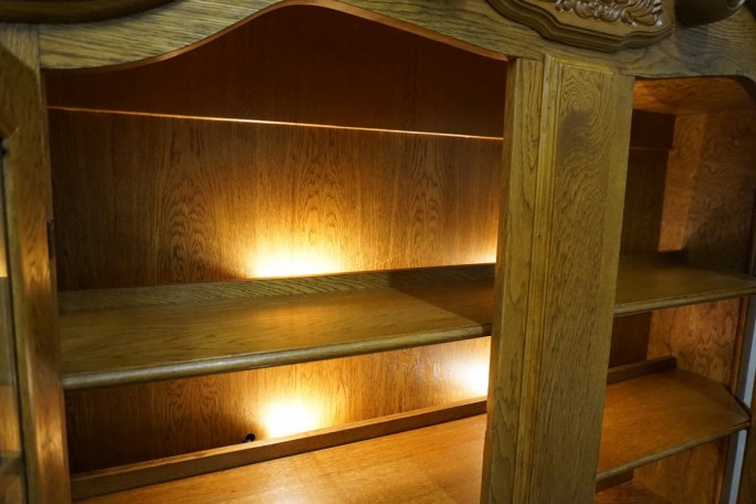 WITRYNA Z KOMODĄ PODŚWIETLANA 4 DRZWIOWA SZER....