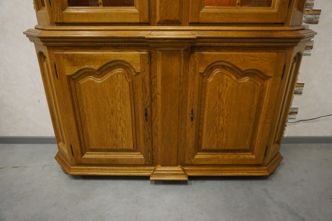 WITRYNA Z KOMODĄ PODŚWIETLANA 4 DRZWIOWA SZER....