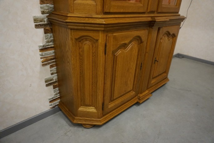 WITRYNA Z KOMODĄ PODŚWIETLANA 4 DRZWIOWA SZER....