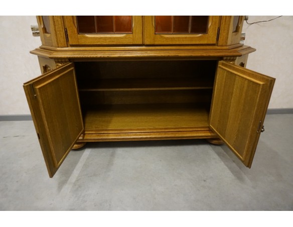 WITRYNA Z KOMODĄ PODŚWIETLANA SZER. 170 CM