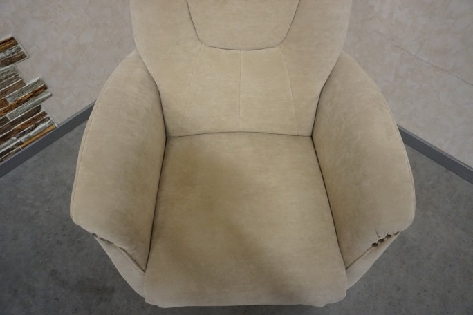 FOTEL ELEKTRYCZNY GERIATRYCZNY Z FUNKCJĄ POMOCY...