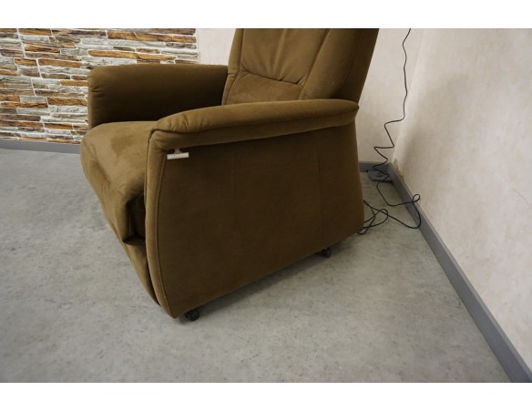 FOTEL ELEKTRYCZNY GERIATRYCZNY Z FUNKCJĄ POMOCY WSTAWANIA 3w1