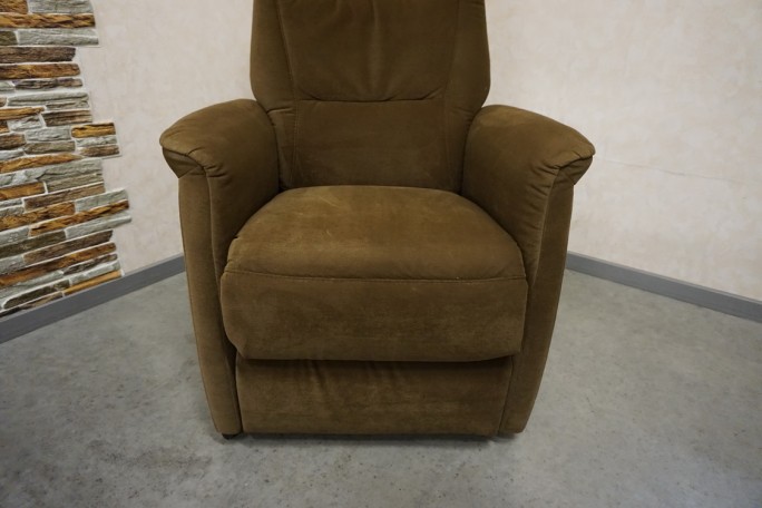 FOTEL ELEKTRYCZNY GERIATRYCZNY Z FUNKCJĄ POMOCY...