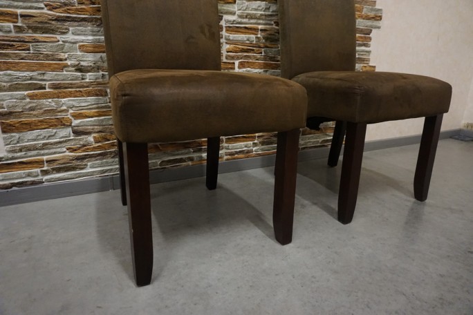 KRZESŁA CIEMNE NOWOCZESNE SZER. 48 CM  komplet...