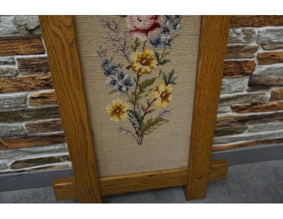OBRAZEK GOBELIN W DREWNIANEJ RAMIE 40/68