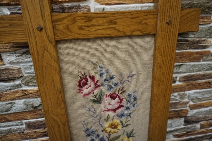 OBRAZEK GOBELIN W DREWNIANEJ RAMIE 40/68