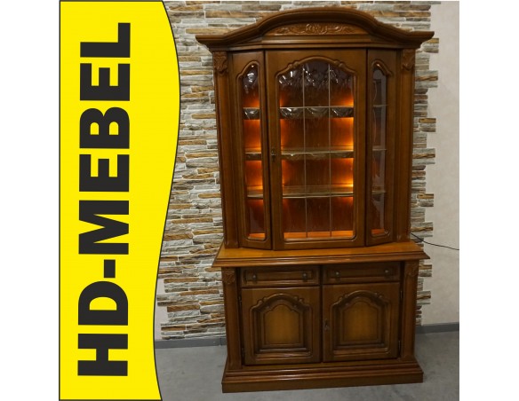 WITRYNA Z KOMODĄ ORZECH WĄSKA PODŚWIETLANA SZER. 118 CM