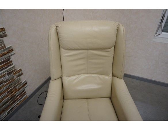 FOTEL ELEKTRYCZNY HUKLA POMOC WSTAWANIA SKÓRA JASNA 3w1