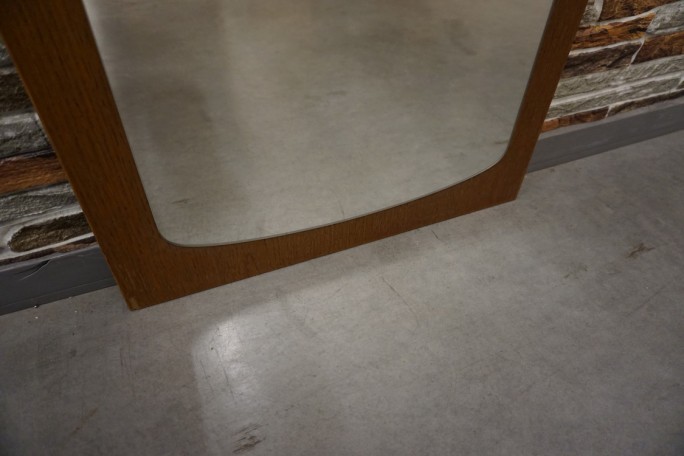 LUSTRO W RAMIE DĘBOWEJ 50x92 CM